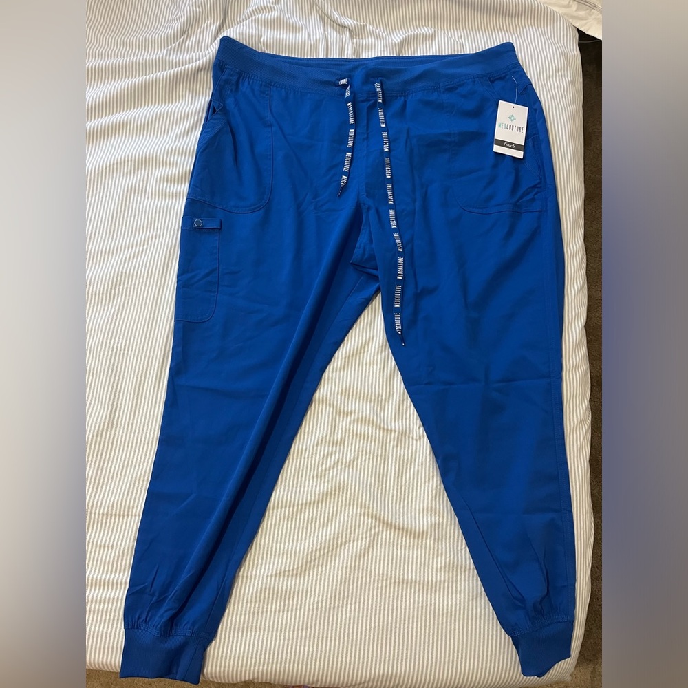 Jogger scrub pants